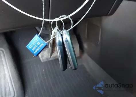 2021 Cadillac Xt4 Fwd Luxury from USA, damaged, VIN 1GYAZAR44MF045817